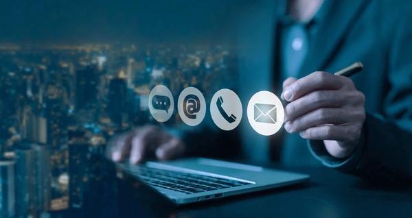 using-laptop-show-icon-address-600nw-2521386695 using-laptop-show-icon-address-600nw-2521386695